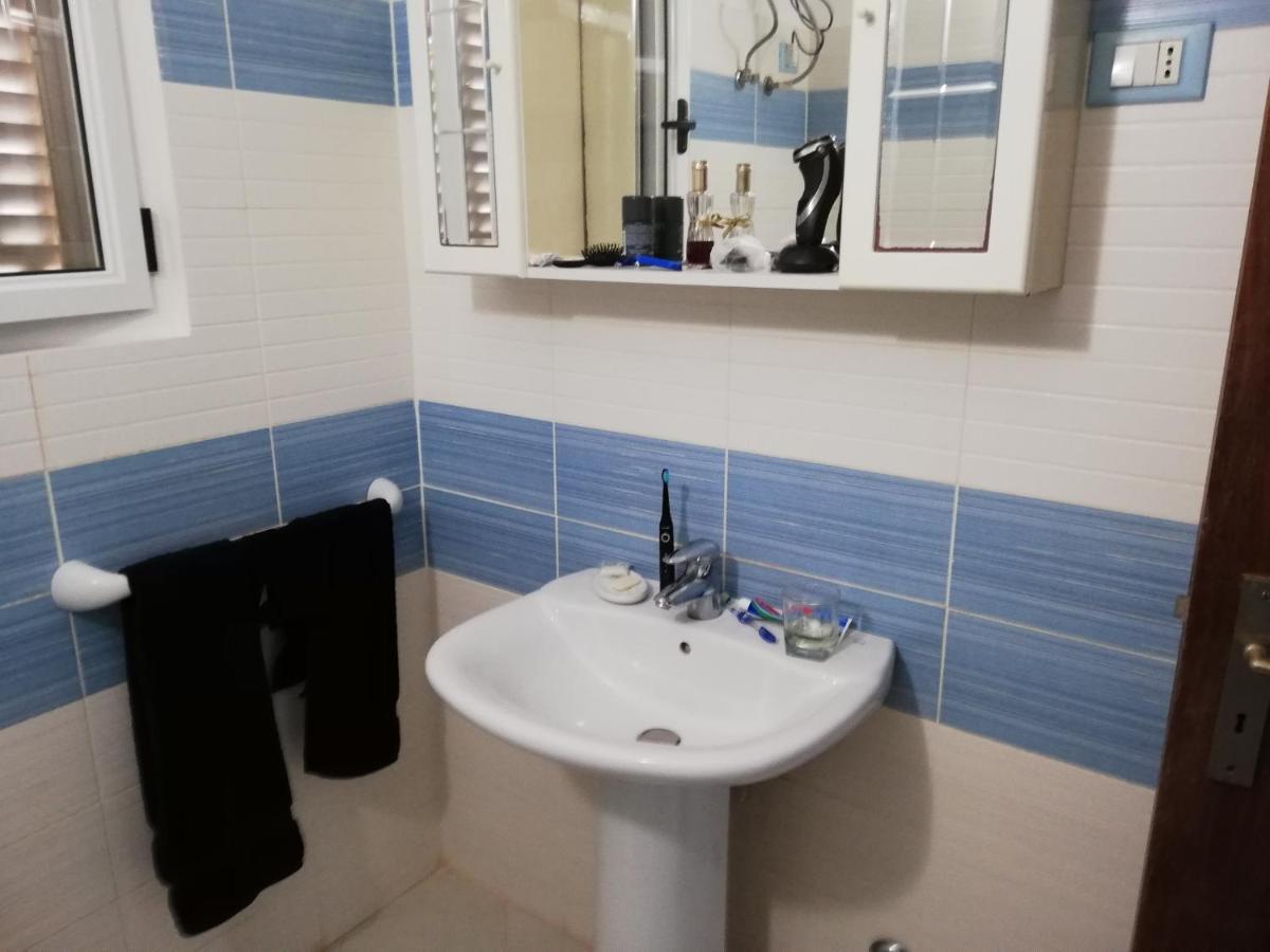Adult Only Beachfront 2 Bedroom Apartment Santa Maria Airport Pick Up, Aircon, Unlimited Wifi Ideal For Remote Working And Long Stay Luaran gambar